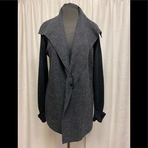 Tahari wool & acrylic cardigan sweater Size M